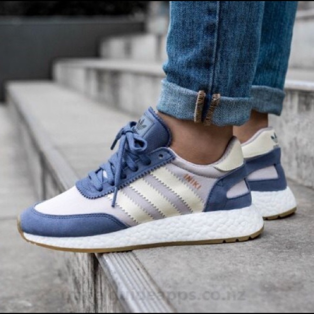 Adidas Iniki runner